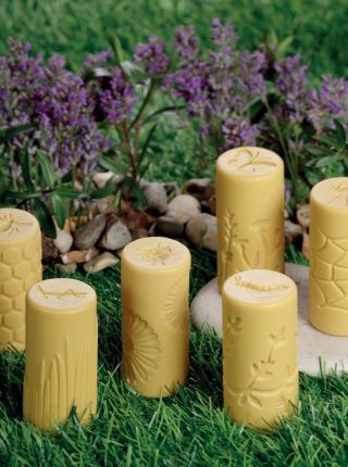 🌧️ Deštivé počasí je ideální čas pro tvořivé hraní doma! Válečky, koule a razítka od britské značky Yellow Door nadchnou...