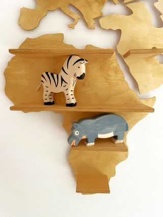 🎄Vánoce skončily… a pod stromečkem zůstala spousta dřevěných zvířátek? 🦒🦓🦁 Máme pro vás tip na jejich elegantní, praktické...